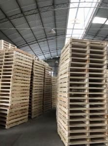 國(guó)內(nèi)實(shí)木托盤